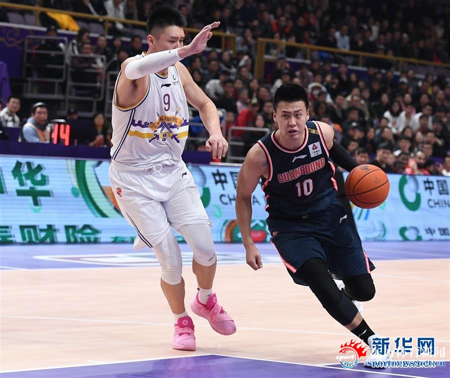 （体育）（4）篮球——CBA常规赛：北京控股胜广东东莞银行